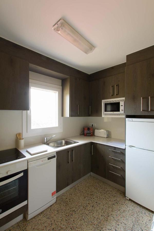 Apartaments La Pertusa 2O Corca  Buitenkant foto