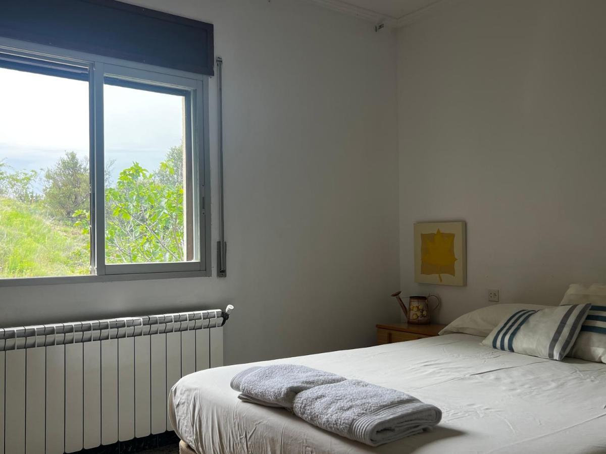 Apartaments La Pertusa 2O Corca  Buitenkant foto